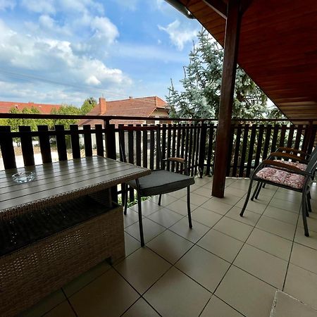 Villa Lili Apartments Balatonkeresztúr Buitenkant foto