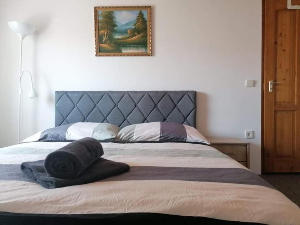 Villa Lili Apartments Balatonkeresztúr Buitenkant foto