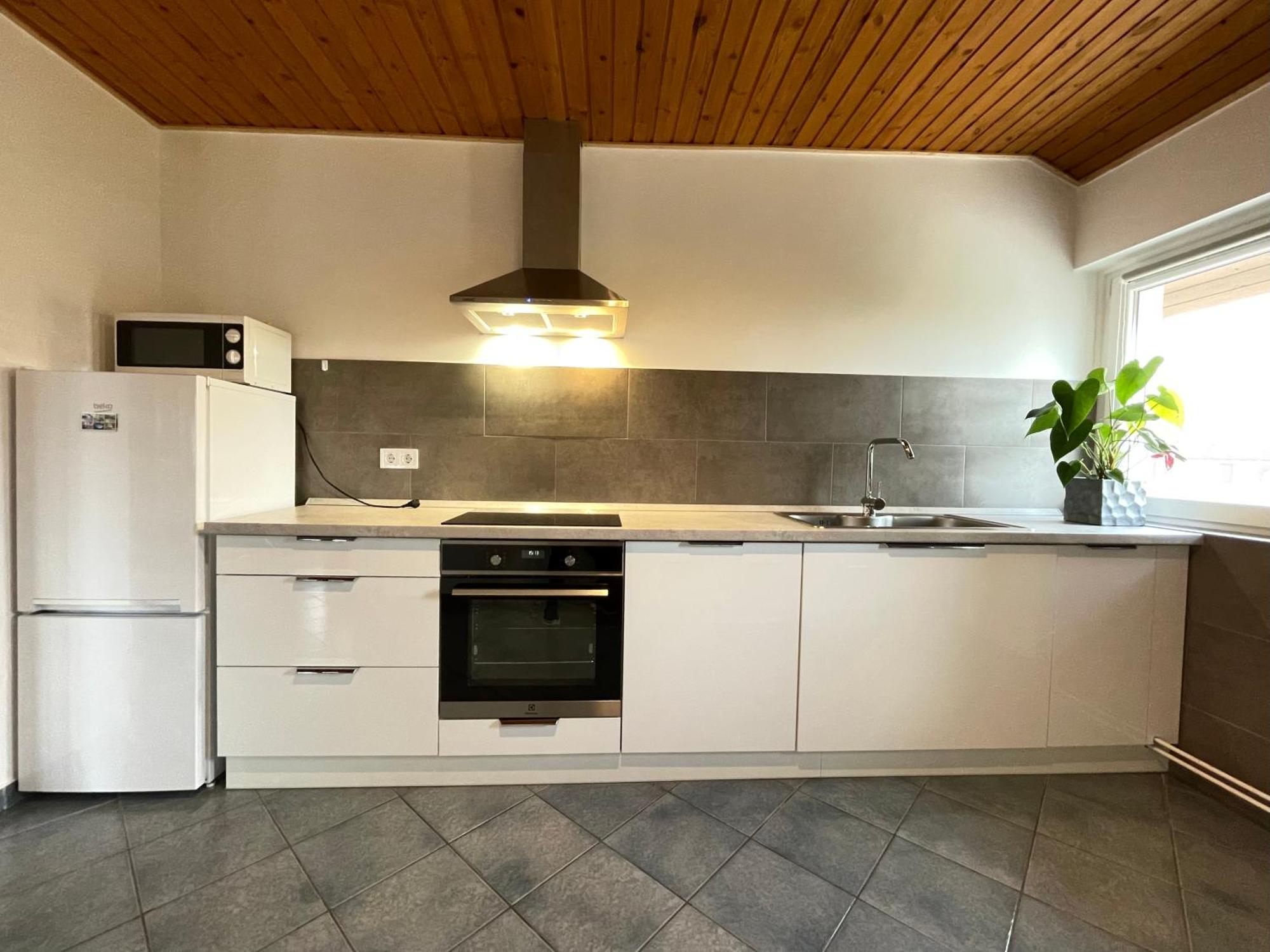 Villa Lili Apartments Balatonkeresztúr Buitenkant foto